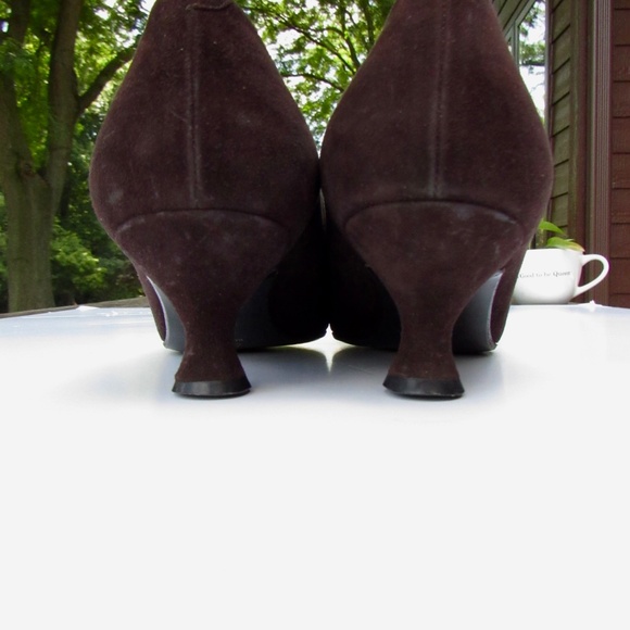 Barneys New York Dark Brown Suede Lace Top Almond Toe Shoes 39 / US 8.5 - Picture 13 of 16